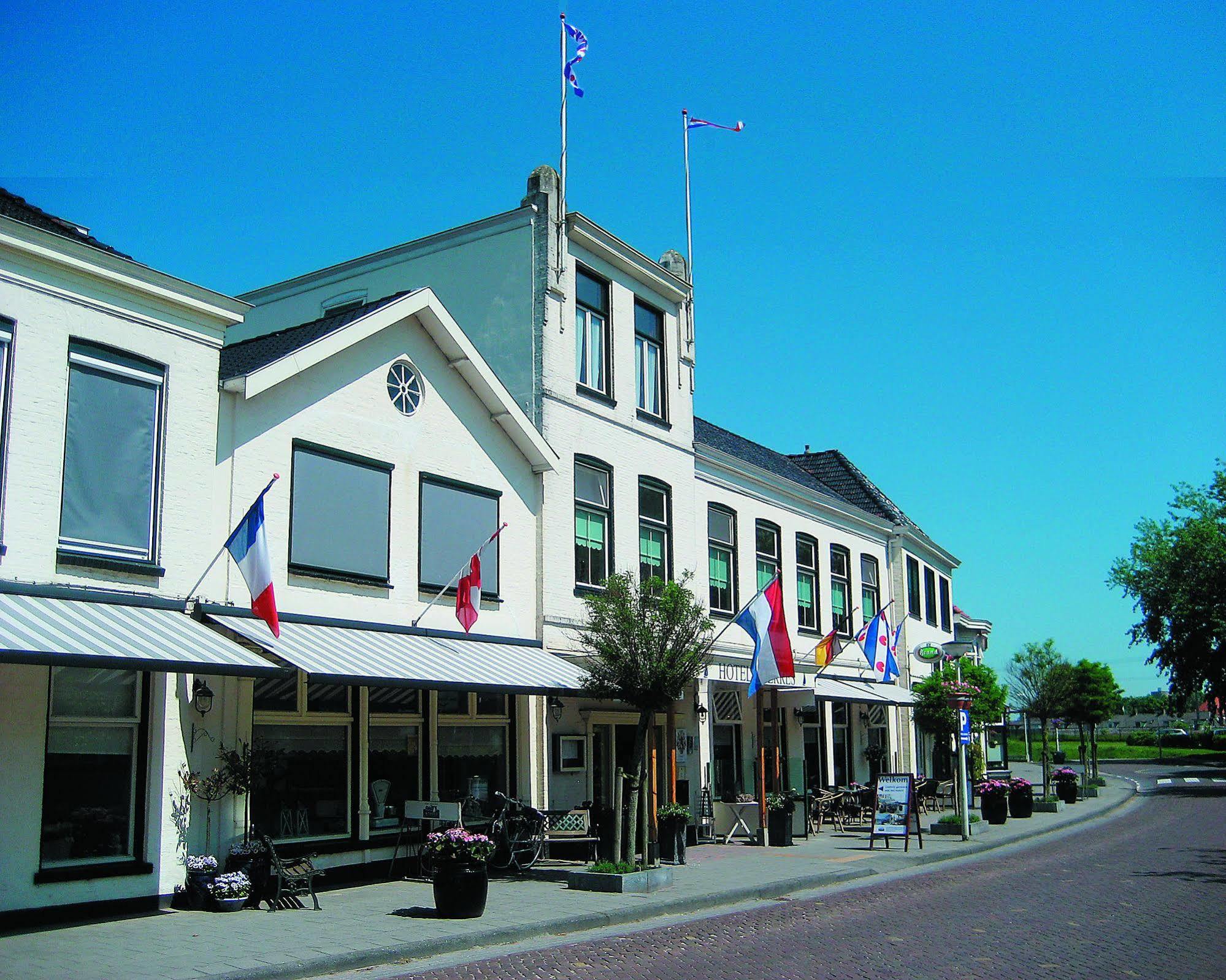 Hotel Restaurant Goerres Akkrum Exterior photo